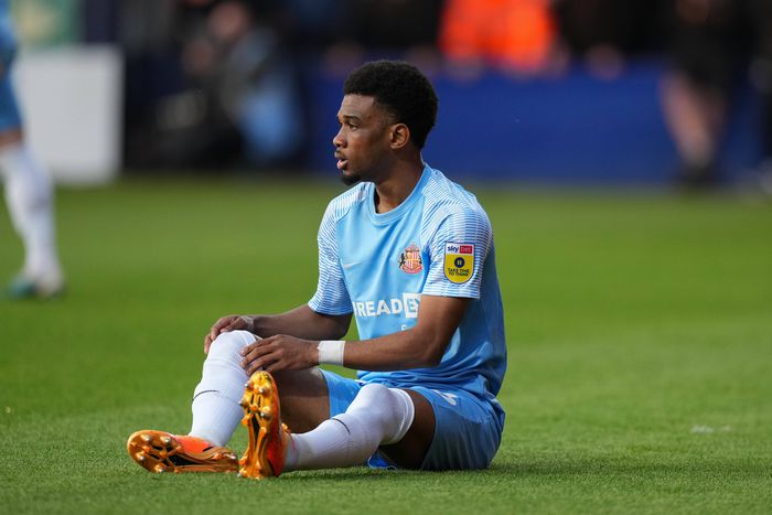 Amad will face Akpom and Tella for the fans award.