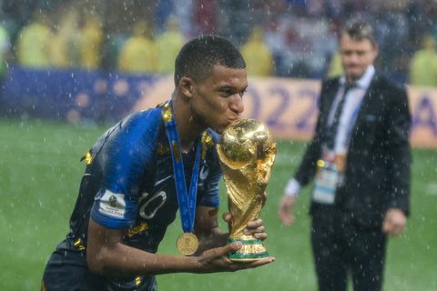 Mbappe celebrates winning the world cup in 2018 with France | Imago