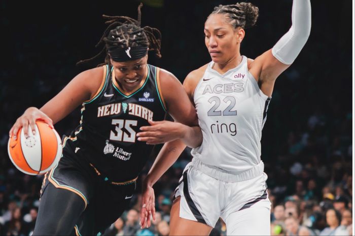 The WNBA season is here and the New York Liberty started their title defense with a comfortable win against the Las Vegas Aces.
