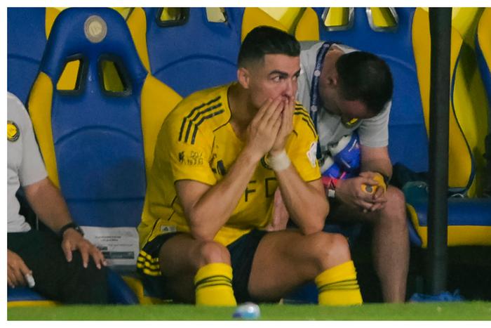 Ronaldo snubs second-place medal