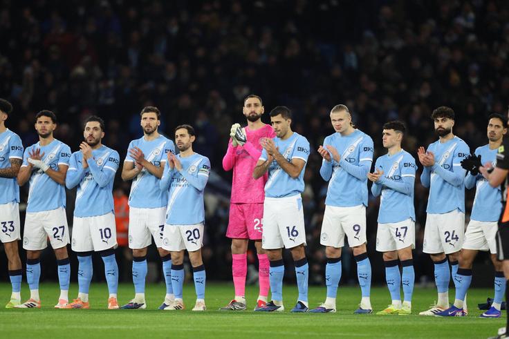 Man City highly-rated star offers himself to Real Madrid