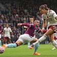 Arsenal vs Burnley in Premier League action