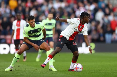 Romeo Lavia in action for Southampton against Manchester City