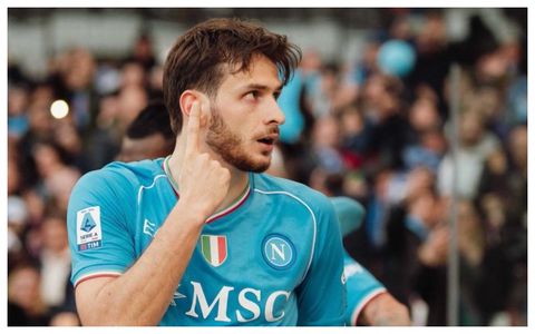 ‘He is not for sale’ - Napoli issues official statement on Kvaratskhelia transfer rumours