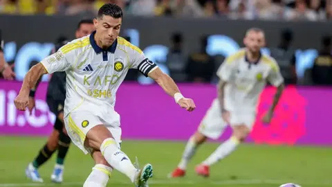 Ronaldo set new records, wins Saudi Pro League awards