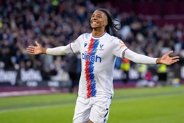 Crystal Palace mock Chelsea over Olise contract extension
