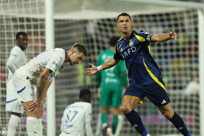 See what people are saying about Cristiano Ronaldo scoring in vain after Al Hilal responded with 4 goals to beat Al Nassr in Saudi Super Cup final.