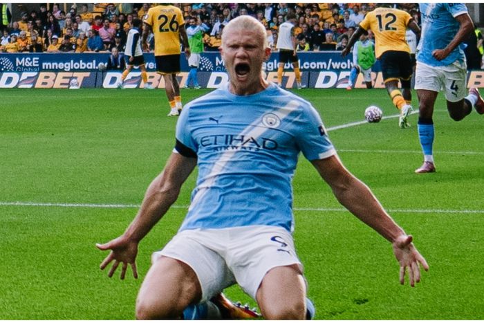 Norwegian goal machine makes it four from four as striker continues perfect Premier League opening day record with another clinical strike