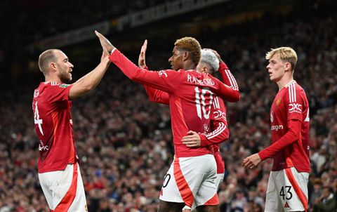 Manchester United in seventh heaven after beating EFL Cup farmers