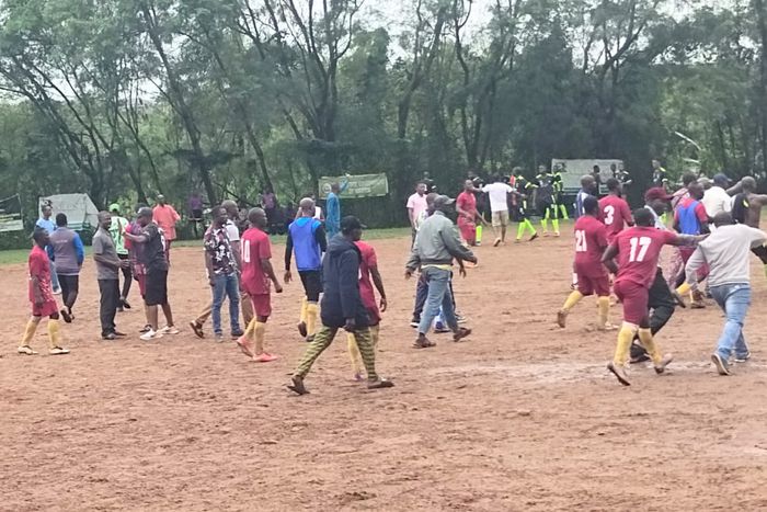 [VIDEO] Trouble as Amotekun assault Police with charms at Ogun SWAN Cup