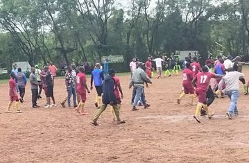 [VIDEO] Trouble as Amotekun assault Police with charms at Ogun SWAN Cup