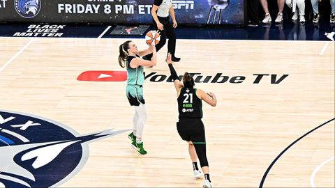 WNBA: Sabrina Ionescu drains logo shot as Liberty beat Lynx to take Game 3