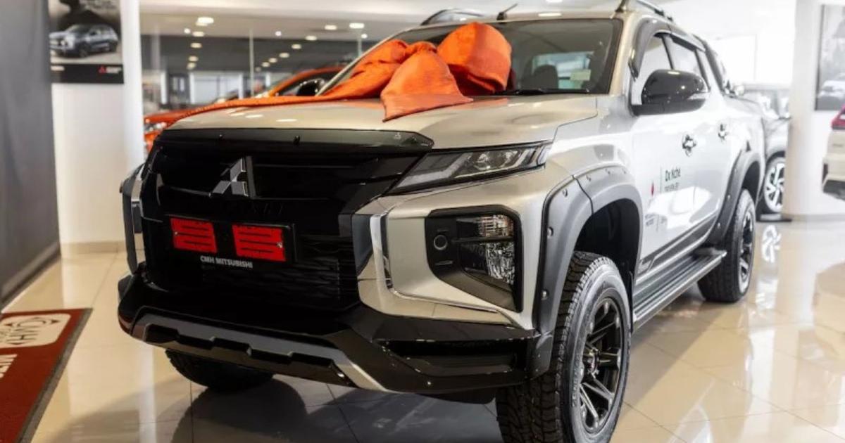 Two South African stars honoured with cars worth millions after Rugby ...