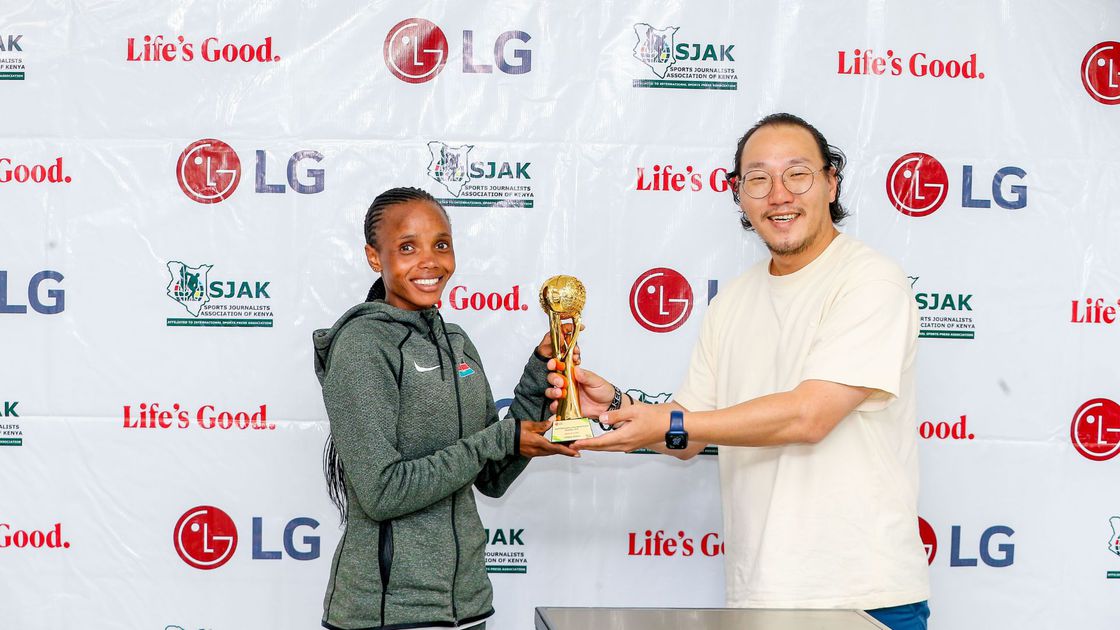 Beatrice Chebet wins SJAK/LG Sports Personality award of the month of  December - Pulse Sports Kenya