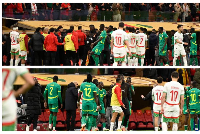 Senegal players leave the pitch