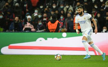 Real look to Benzema to revive their ailing form