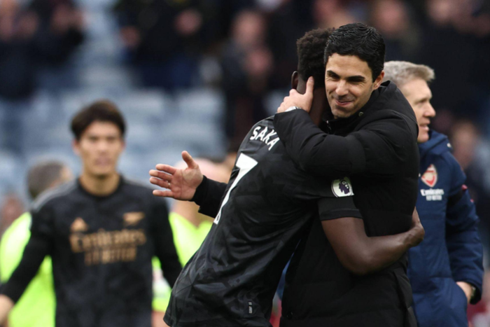 Arsenal return to winning ways