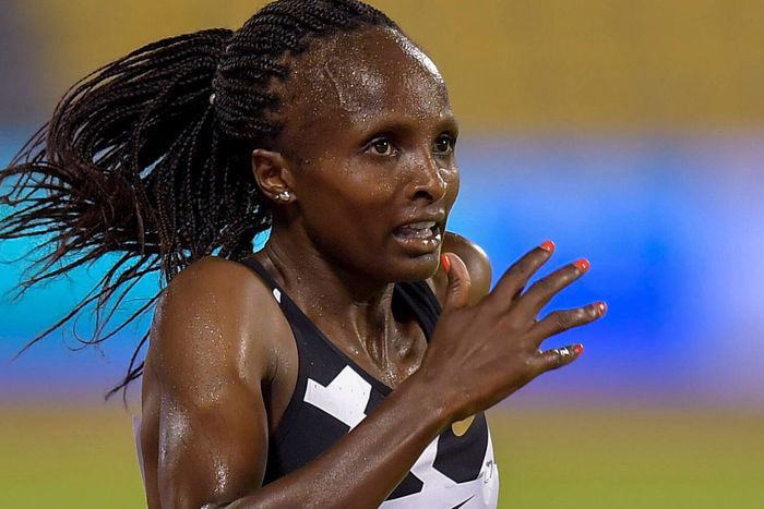 Hellen Obiri sprinting towards the finish line.