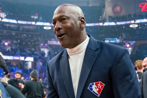 Basketball legend Michael Jordan set to sell majority stake in Charlotte Hornets