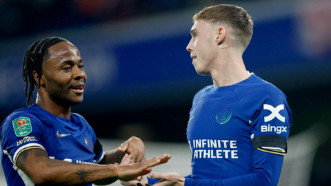 Chelsea players rally around Sterling on IG following disastrous performance against Ndidi's Leicester
