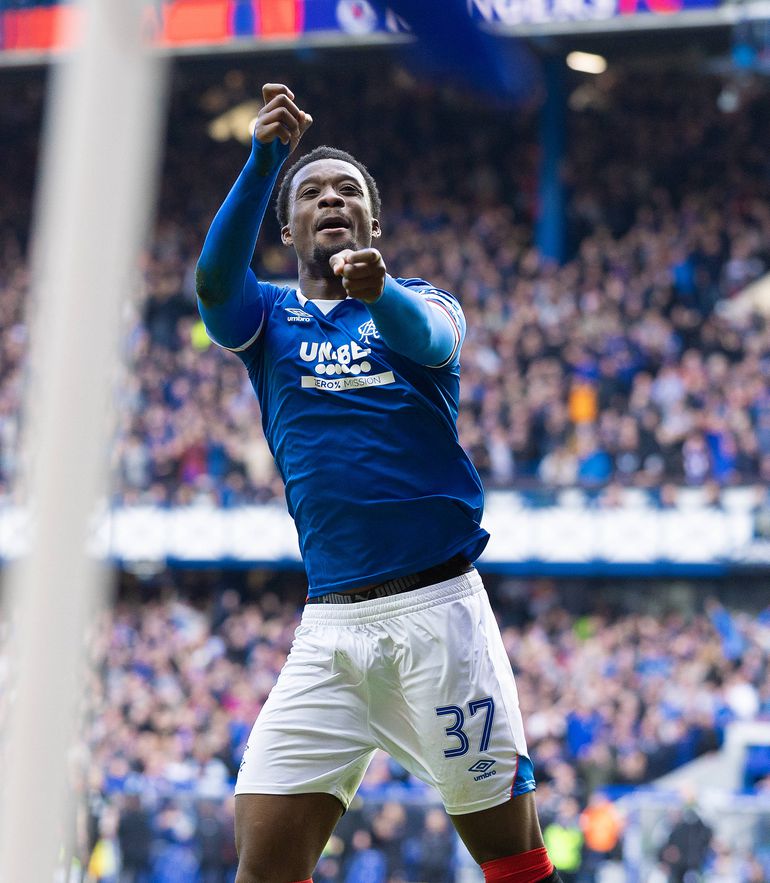 Rangers centre-back Emmanuel Fernandez || imago