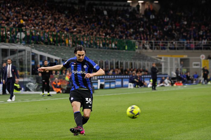 Inter Milan's left back Matteo Darmian
