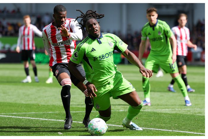 Fans lament as referee fails to send off Brentford player