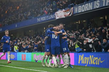 Chelsea beat Leicester to boost top-four bid, Man City rocked by Brighton