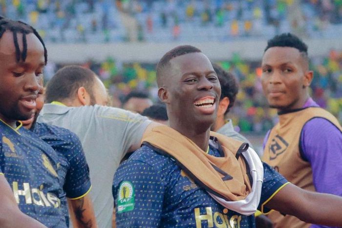 Aziz Ki and Fiston Mayele celebrate a goal for Yanga.