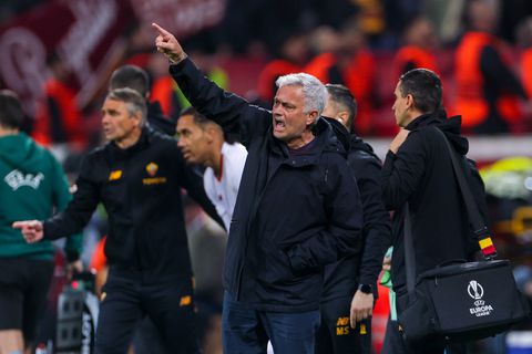 Bayer Leverkusen vs AS Roma: Mourinho one win away from another European Cup