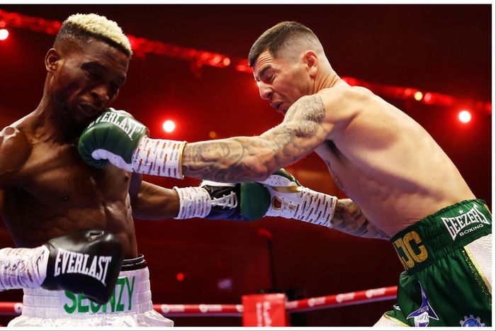 Nigerian boxer Joshua Oluwaseun Wahab supported by Anthony Joshua is knocked out in round 1 of the Tyson Fury vs Oleksandr Usyk card.