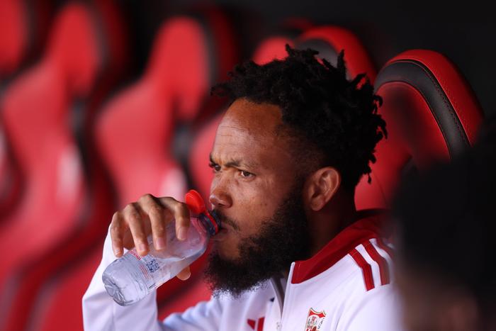 Super Eagles star Ejuke set to leave Sevilla