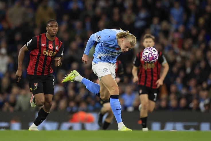 Bournemouth vs Manchester City in Premier League action
