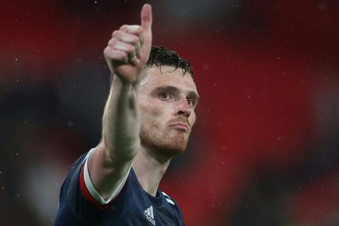 Precious point against England keeps Scotland 'alive' - Robertson