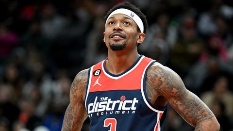 Wizards in talks with Miami, Phoenix to trade Bradley Beal