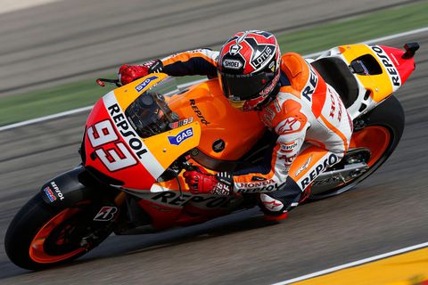 Marquez makes flying start in Czech Republic despite technical issues