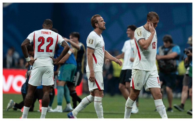 England's senior players reportedly unhappy || imago