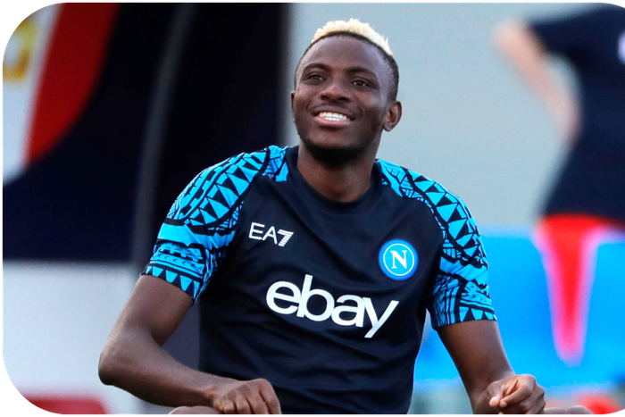 Victor Osimhen is better than ex-Manchester United star Edinson Cavani || Imago