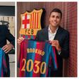 Barcelona star laments losing jersey number to Rodri