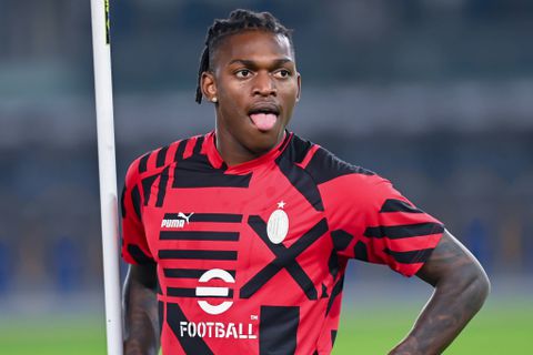 Milan plot means to stave off losing Leao on free transfer