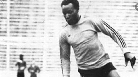 5 African players who became world-class without playing in Europe.