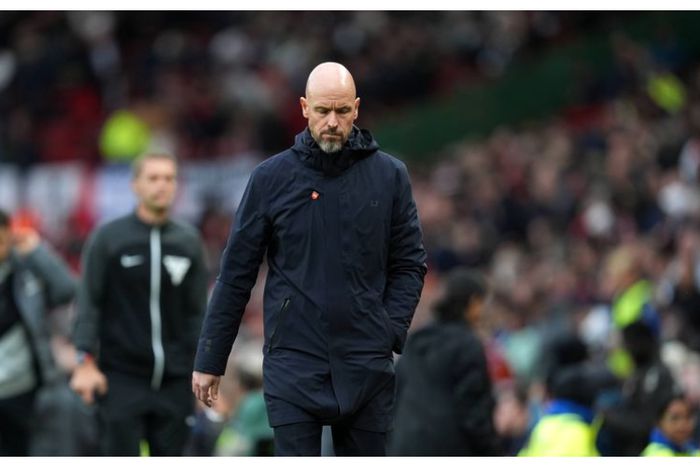 Ten Hag hits out at media