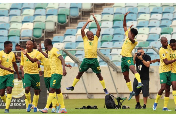 South Africa has opened a two-point lead at the top of the table.