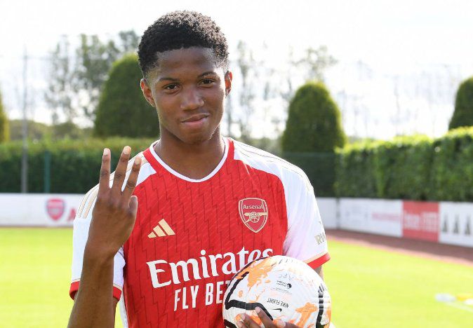 15-year-old Chidozie Obi-Martin scores 10 goals as Arsenal U16s maul  Liverpool - Pulse Sports Nigeria