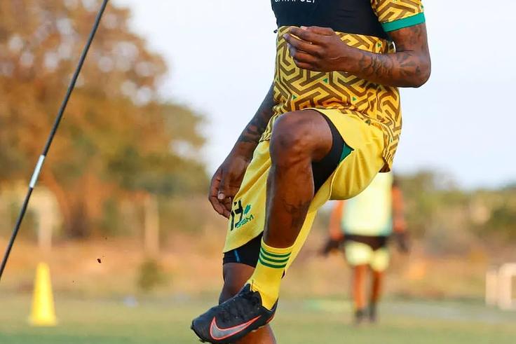 Lomalisa aanza matizi Yanga