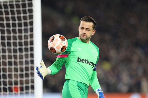 Lukasz Fabianski || Credit: Imago
