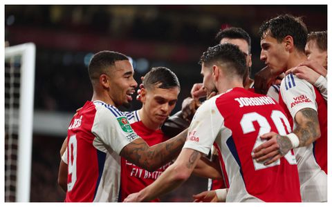 Jesus second half hat trick sends Gunners to semi-final of Carabao Cup