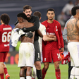 Alisson congratulates Vinicius despite Salah snub
