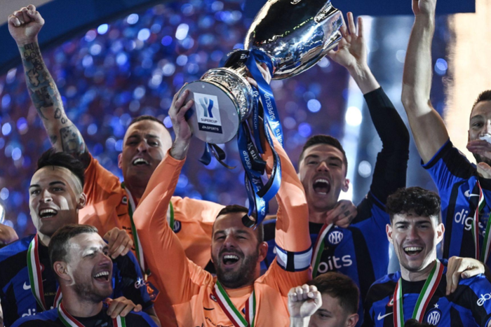 Inter stroll past AC Milan to lift the Italian Super Cup