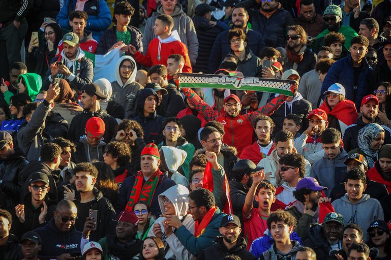Fans watching Egypt vs Nigeria third place match || imago